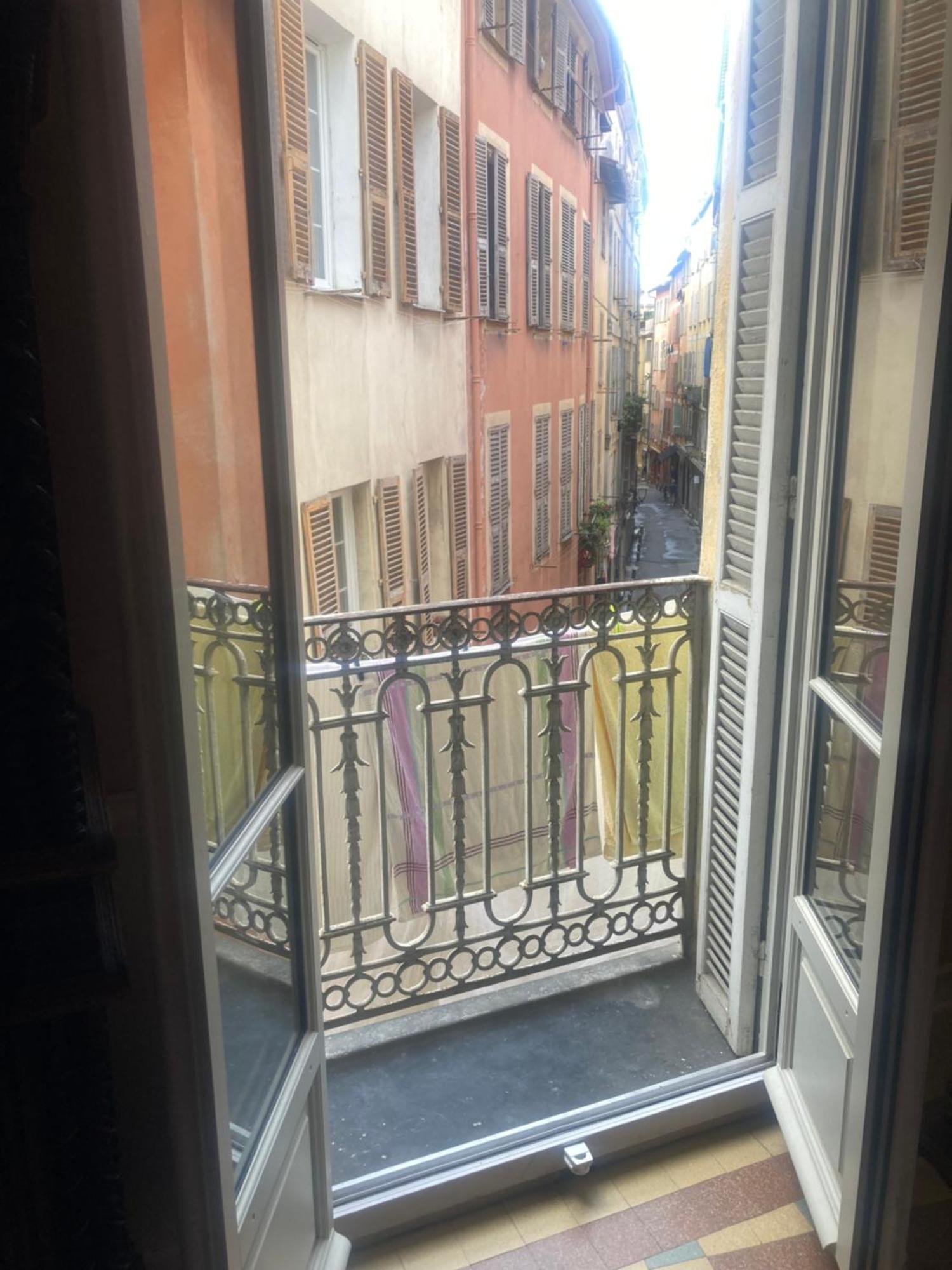 Appartamento Dans Le Vieux-nice *